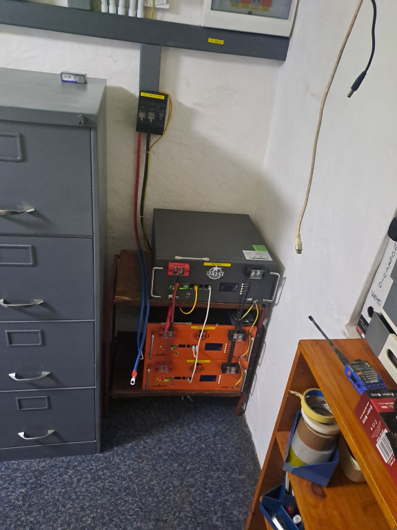off-grid solar battery system